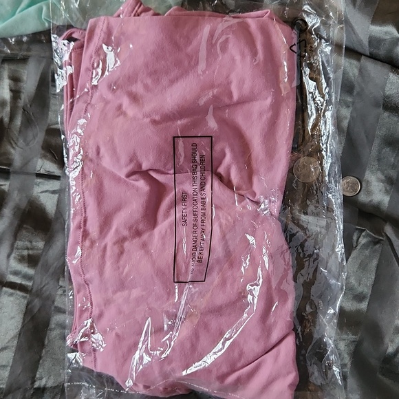 Sahalie perfect fit cami - Picture 10 of 12